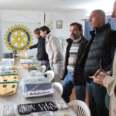 EL INTENDENTE RECIBIÓ APARATOLOGÍA DE SALUD DE PARTE DEL ROTARY CLUB