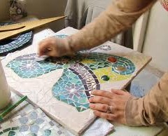 TALLER DE MOSAICO EN SALAZAR