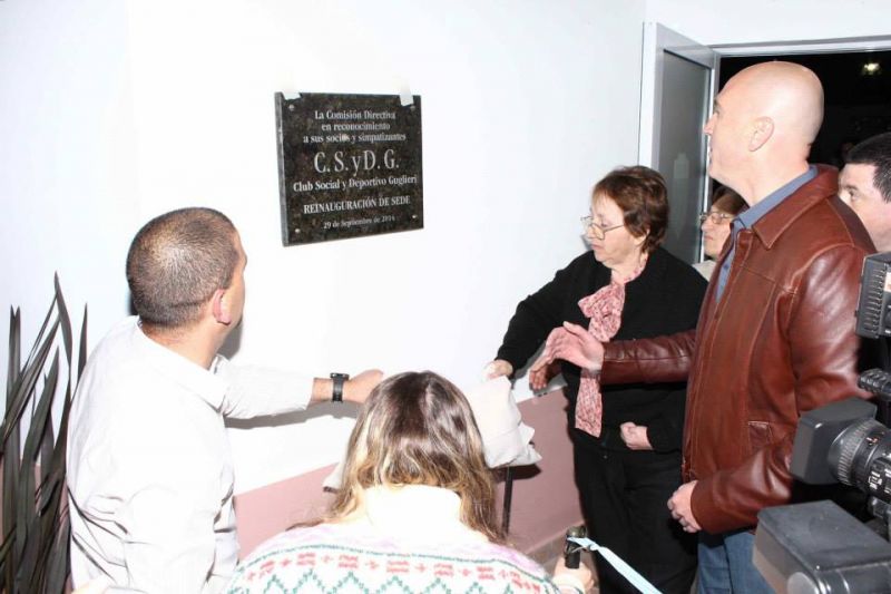 Archivo:20141001-00 Reinauguracion Sede Guglieri.jpg