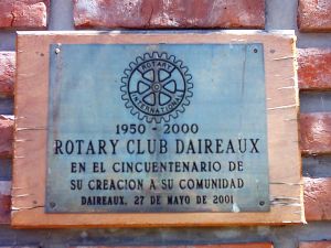 Rotary Club Daireaux-Monumento-Placa.jpg