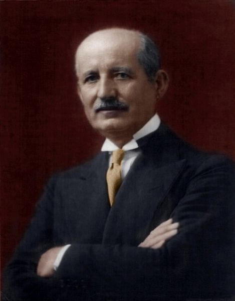 Archivo:PabloGuglieri-Coloreado.jpg